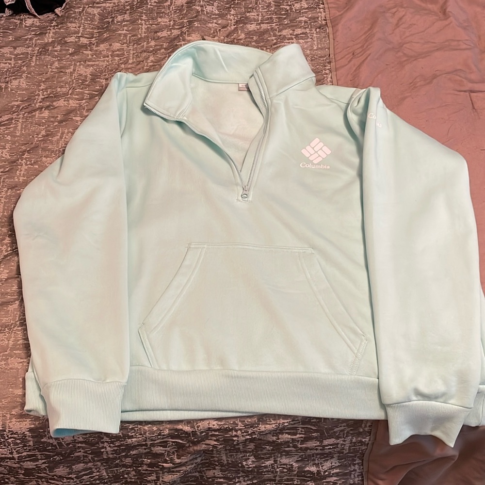 Aqua Columbia 1/4 zip Crop-Style sweatshirt